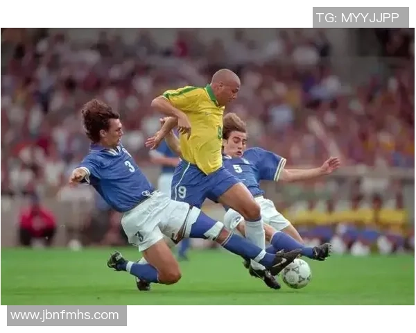 她们心中的足球偶像那些女生认识的足球明星背后的故事与魅力