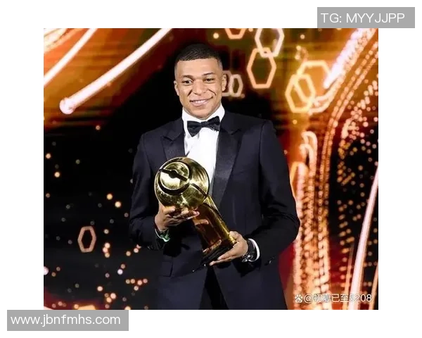 探讨足球界黑人明星的杰出表现与影响力 探讨足球界黑人明星的杰出表现与影响力